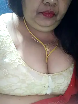 Snapshot of tamilthanushri chatting on 18, 11, 2025 tamilthanushri online show from 18, 11, 2025