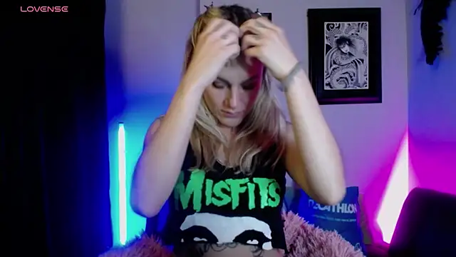 kim jeins11 online show from 15, 10, 2025