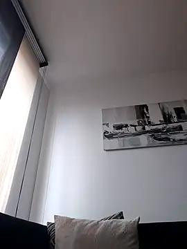 Latiinvenushot online show from 18, 2, 2026