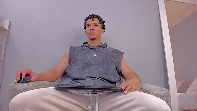 Dominick star online show from 21, 11, 2025