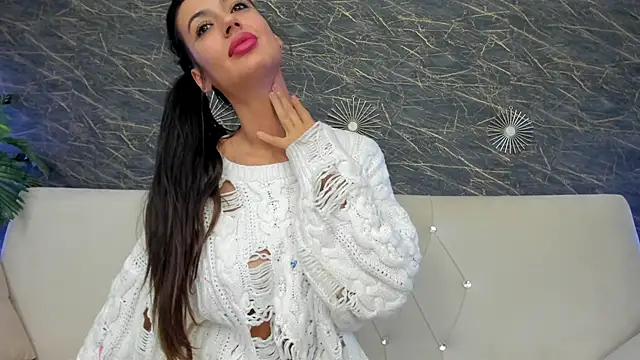 moona ray online show from 24, 11, 2025