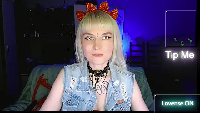 mischellemeow13 online show from 14, 5, 2026