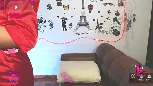 FernandaEloisa online show from 15, 1, 2025