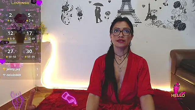 FernandaEloisa online show from 24, 2, 2025