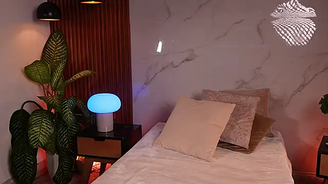 lexiee grey  online show from 16, 5, 2026