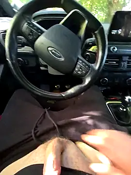 Snapshot of Titanhoott chatting on 20, 9, 2025 Titanhoott online show from 20, 9, 2025