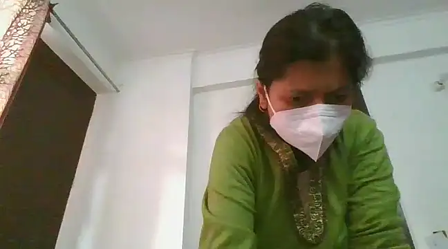 cutiecatty21 online show from 6, 12, 2024