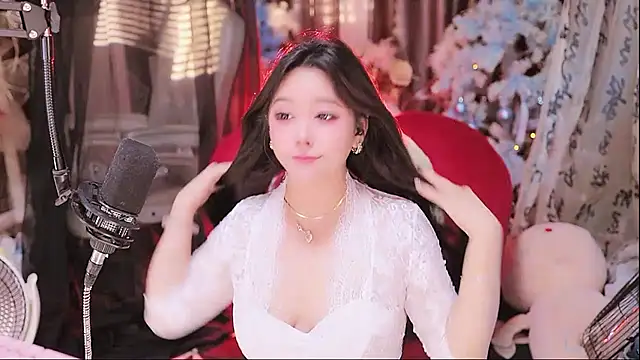 Missy Nana21 online show from 20, 12, 2025