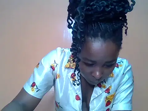 Moonfades online show from 2, 11, 2025