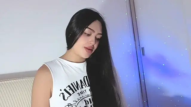 Snapshot of Sweet-Sophiee chatting on 23, 5, 2026 Sweet-Sophiee online show from 23, 5, 2026