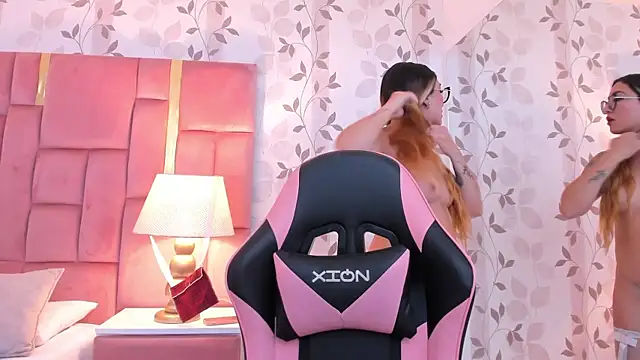 Snapshot of AmbarSantany chatting on 30, 10, 2025 AmbarSantany online show from 30, 10, 2025