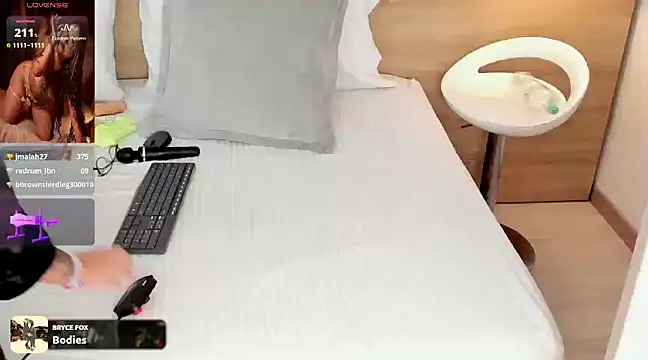 Megansttein  online show from 1, 2, 2025