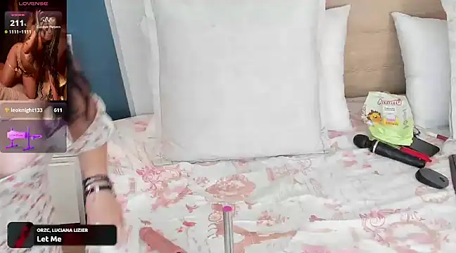 Megansttein  online show from 7, 2, 2025