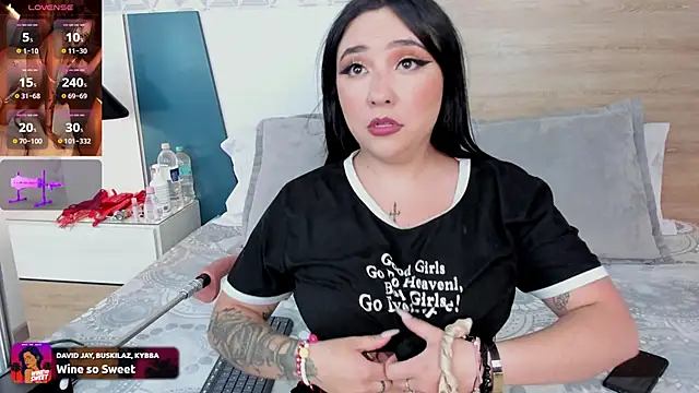 Megansttein  online show from 26, 2, 2025