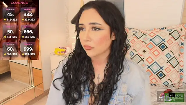 Megansttein  online show from 10, 10, 2025