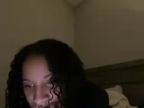 Snapshot of shandiloveslemonss chatting on 16, 12, 2024 shandiloveslemonss online show from 16, 12, 2024