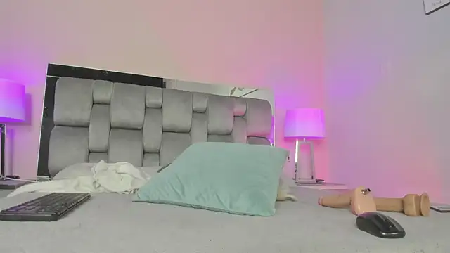 Snapshot of kimberlyycox chatting on 8, 3, 2025 kimberlyycox online show from 8, 3, 2025