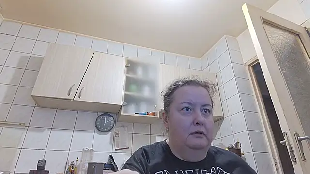 Snapshot of melissaBlessing chatting on 2, 2, 2025 melissaBlessing online show from 2, 2, 2025