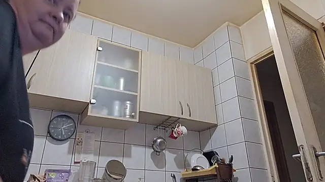 Snapshot of melissaBlessing chatting on 8, 10, 2025 melissaBlessing online show from 8, 10, 2025