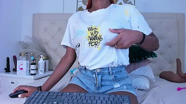 Snapshot of _chloe_adams chatting on 11, 3, 2025 chloe adams online show from 11, 3, 2025