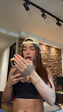 Snapshot of carolynnetrujillo chatting on 13, 4, 2026 carolynnetrujillo online show from 13, 4, 2026