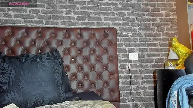 Snapshot of Drake_Nassir4 chatting on 2, 12, 2025 Drake Nassir4 online show from 2, 12, 2025