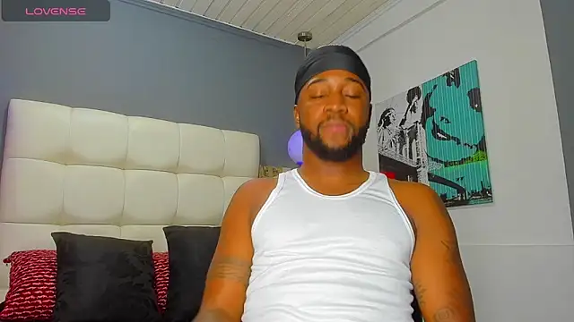 Snapshot of Drake_Nassir4 chatting on 3, 12, 2025 Drake Nassir4 online show from 3, 12, 2025