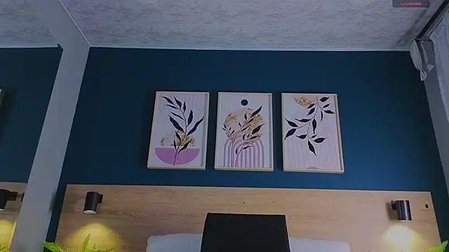 GabyPetit online show from 22, 9, 2025