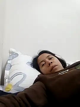 Snapshot of doggiepossession chatting on 25, 2, 2025 doggiepossession online show from 25, 2, 2025