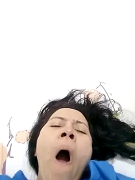 Snapshot of doggiepossession chatting on 14, 3, 2025 doggiepossession online show from 14, 3, 2025