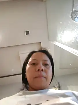 Snapshot of doggiepossession chatting on 5, 11, 2025 doggiepossession online show from 5, 11, 2025