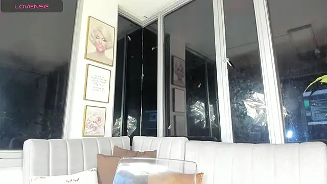 Megan Lim online show from 14, 2, 2025