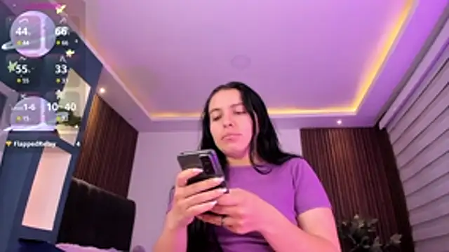 Snapshot of Lucy_Smith2 chatting on 4, 12, 2024 Lucy Smith2 online show from 4, 12, 2024