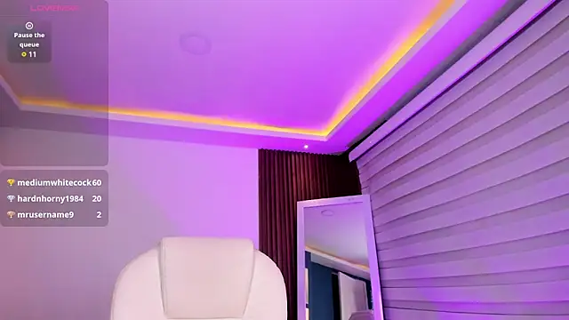 Snapshot of Lucy_Smith2 chatting on 1, 3, 2025 Lucy Smith2 online show from 1, 3, 2025