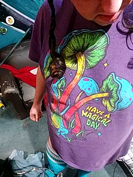 Snapshot of Boo-boo_kittyfux chatting on 19, 10, 2025 Boo-boo kittyfux online show from 19, 10, 2025