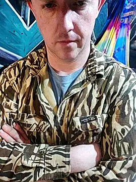 Snapshot of Boo-boo_kittyfux chatting on 22, 10, 2025 Boo-boo kittyfux online show from 22, 10, 2025