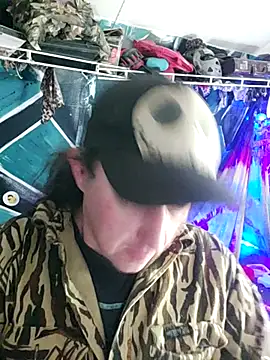 Snapshot of Boo-boo_kittyfux chatting on 23, 10, 2025 Boo-boo kittyfux online show from 23, 10, 2025