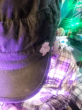 Snapshot of Boo-boo_kittyfux chatting on 11, 11, 2025 Boo-boo kittyfux online show from 11, 11, 2025