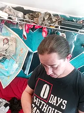 Snapshot of Boo-boo_kittyfux chatting on 13, 11, 2025 Boo-boo kittyfux online show from 13, 11, 2025