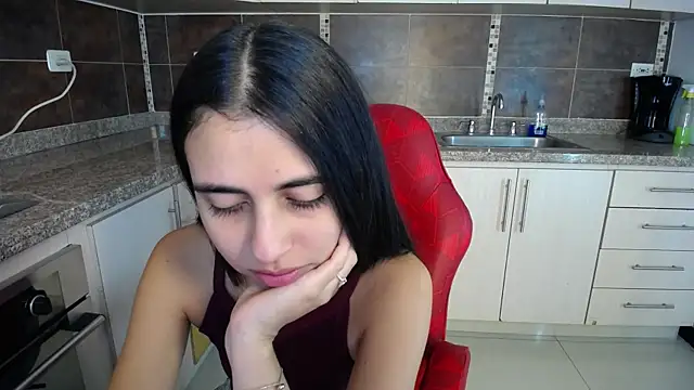 anna alvarez online show from 4, 4, 2026