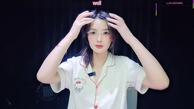 Snapshot of Youth3_ chatting on 26, 10, 2025 Youth3  online show from 26, 10, 2025