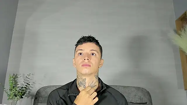 Ian Castillo  online show from 22, 5, 2026