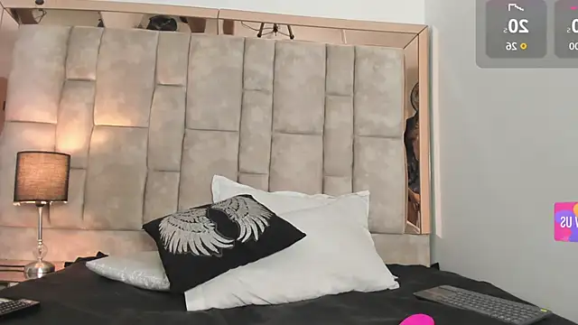 Oliviaa Evans online show from 18, 3, 2025