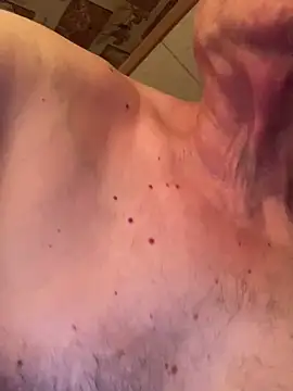 Snapshot of Tonybaloney1972 chatting on 6, 3, 2026 Tonybaloney1972 online show from 6, 3, 2026