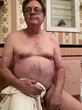 Snapshot of Tonybaloney1972 chatting on 6, 3, 2026 Tonybaloney1972 online show from 6, 3, 2026