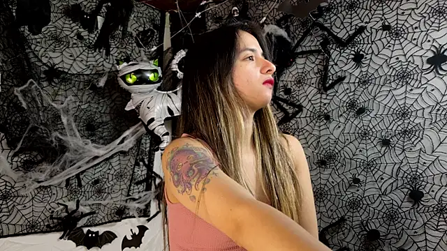 Snapshot of julietta___jackson chatting on 23, 10, 2025 julietta jackson online show from 23, 10, 2025