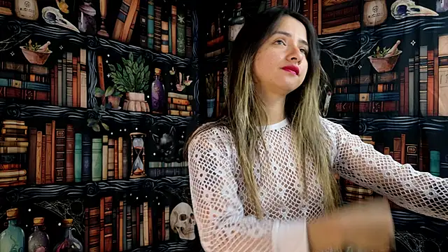 Snapshot of julietta___jackson chatting on 12, 11, 2025 julietta jackson online show from 12, 11, 2025