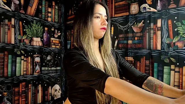 Snapshot of julietta___jackson chatting on 25, 11, 2025 julietta jackson online show from 25, 11, 2025