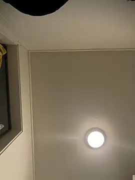 wolfwhite95 online show from 21, 3, 2026