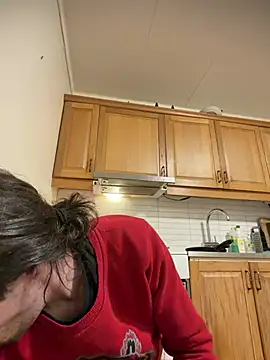 wolfwhite95 online show from 17, 4, 2026